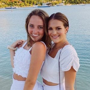 Meet your Posher, Lucy